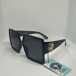 Kleo Bling Rhinestone Women’s Sunglasses
